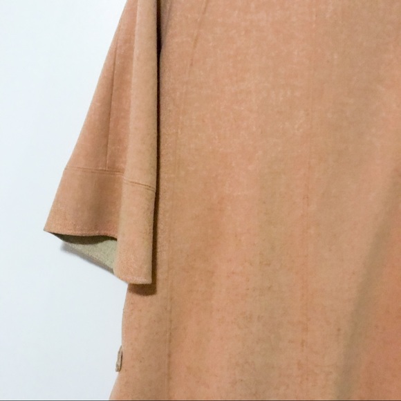 Peach wool coat with de/attachable fur - Picture 7 of 16
